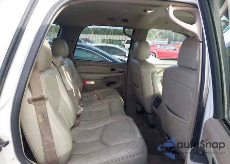 2003 Chevrolet Tahoe Lt z USA, uszkodzony, nr VIN 1GNEC13Z83R289522